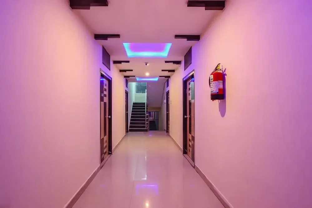 Capital O 18725 Hotel Hillside