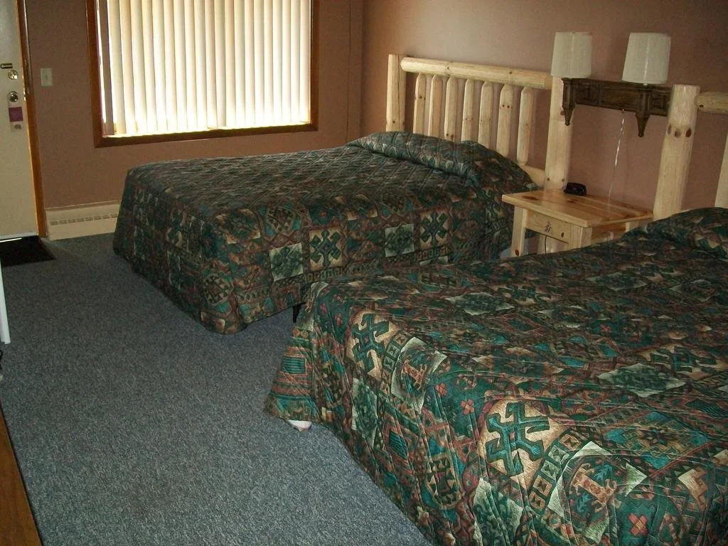 Black Bear Motel