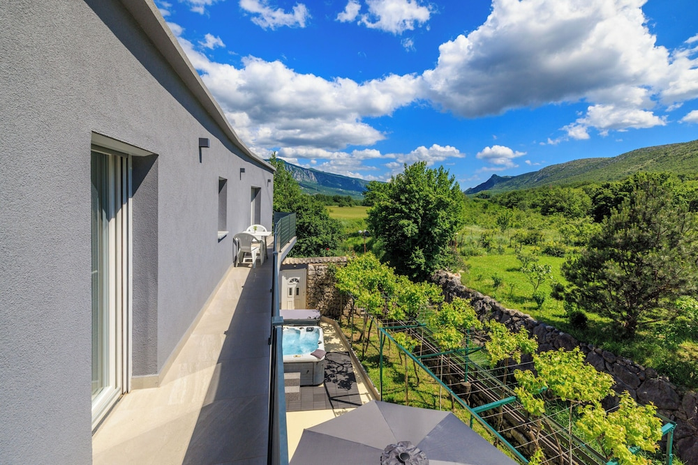 Villa Amnis