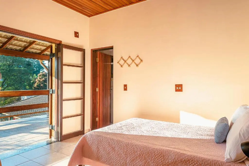 Refúgio PETFRIENDLY a 60 min de SP, ideal para FAMILIAS, wifi 200Mbps