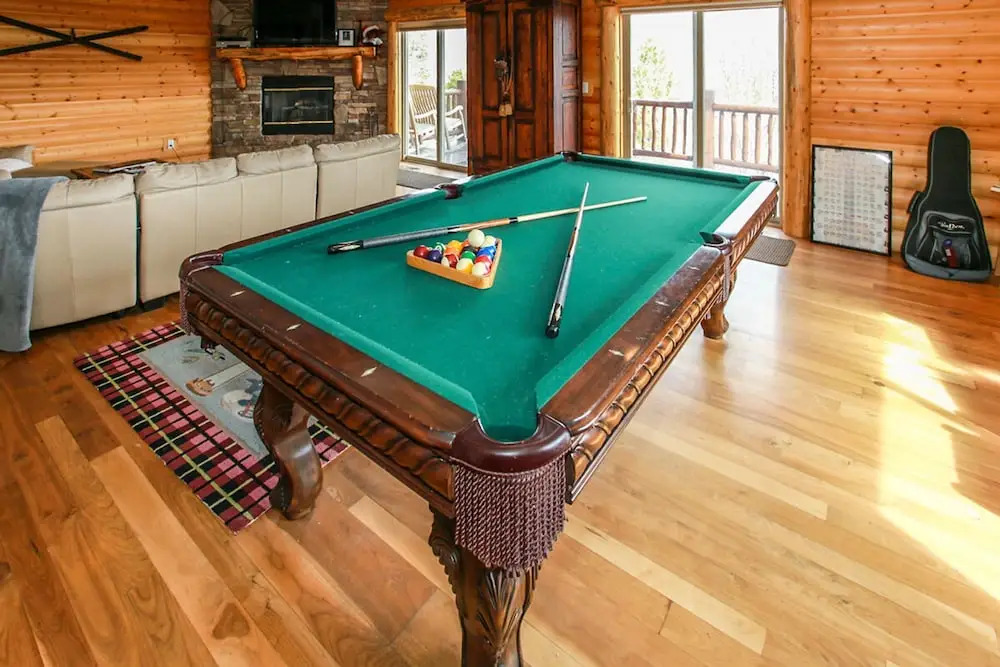 Castle Glen Chalet-1845 by Big Bear Vacations