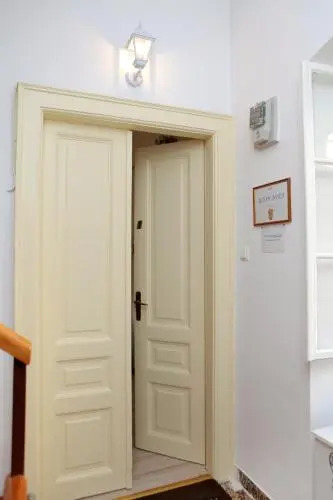 Rooms Mirjana
