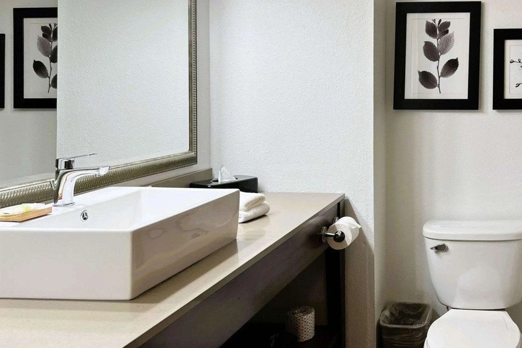 Country Inn & Suites by Radisson, Wytheville, VA