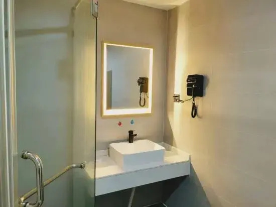Youjiaxuan Hotel (Shanghai Xinchang Ancient Town)