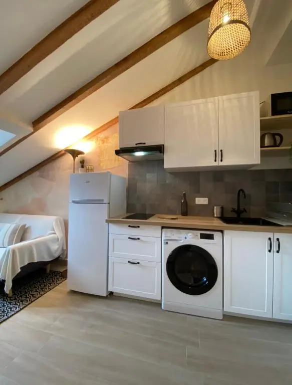 Lovely 1 Bedroom Apartment - Heart of Nice