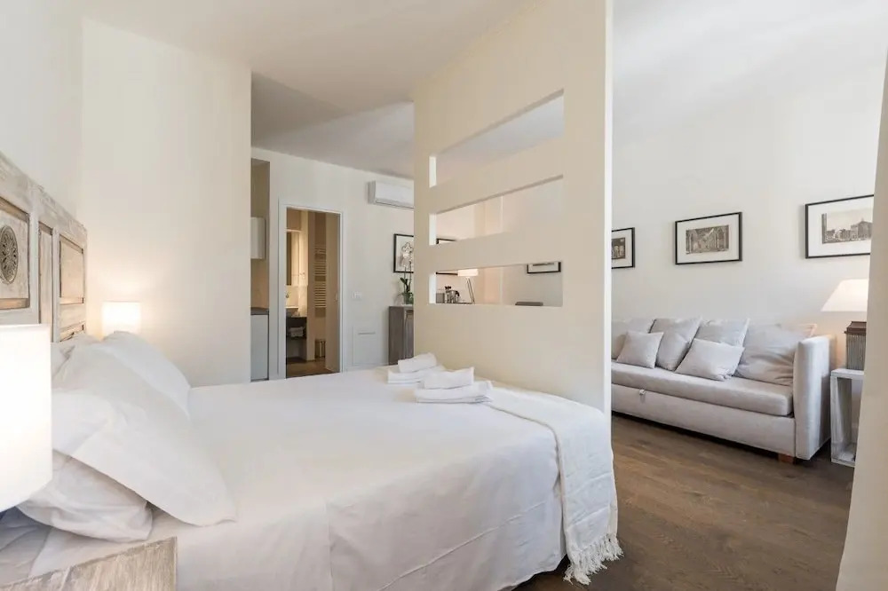 Suite & Room