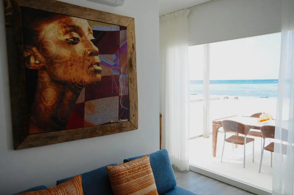 Private Beachfront Suite Apartment " Moja "