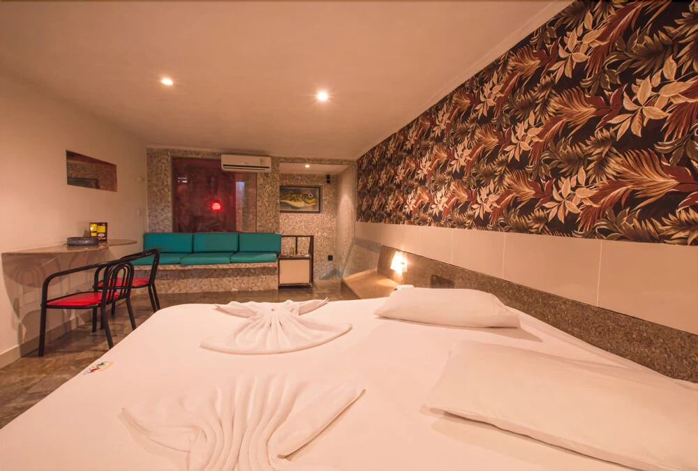 Motel Devaneios (Только для взрослых)