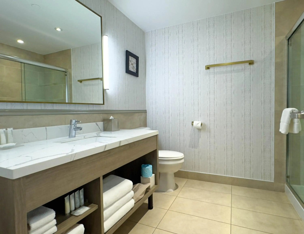 Radisson Hotel Montreal Airport