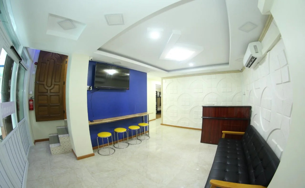 November Hostel