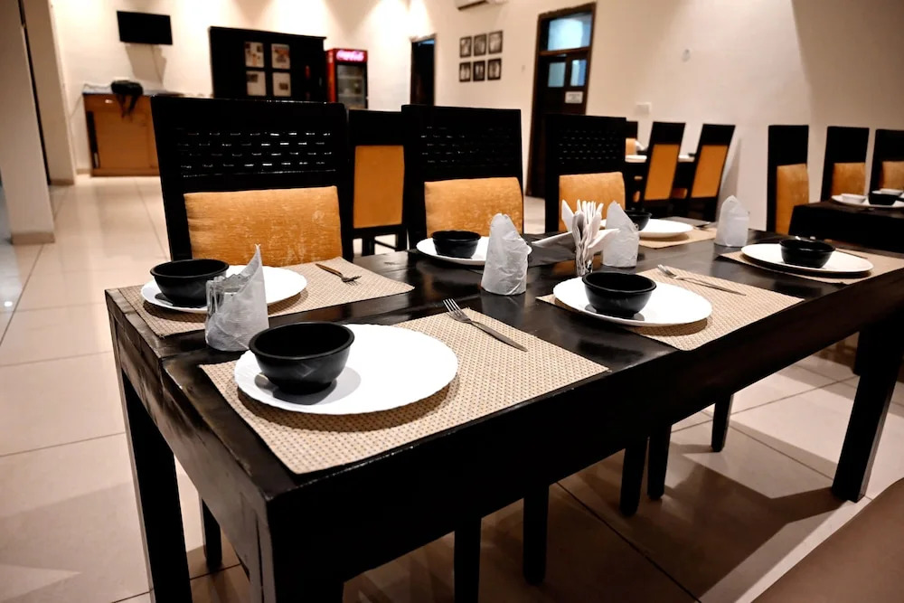 Hotel Badrika Inn