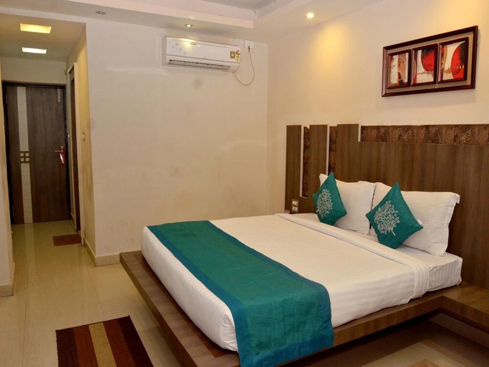 OYO 2925 Hotel Trident Inn