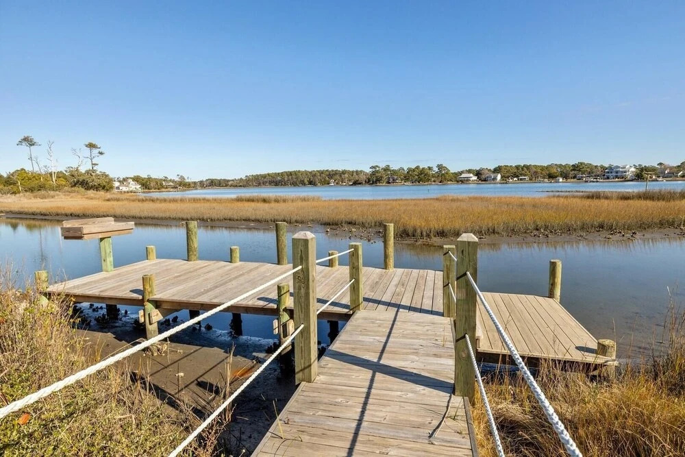Downeast Retreat 4 Bedroom Home by RedAwning