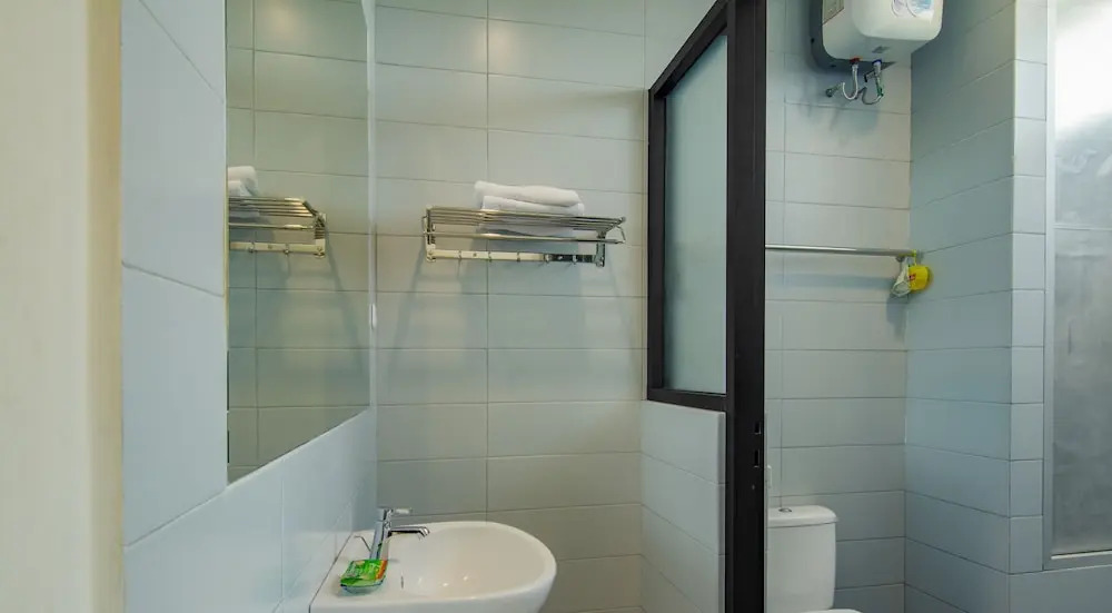 ZEN Rooms Basic Kupang Baru