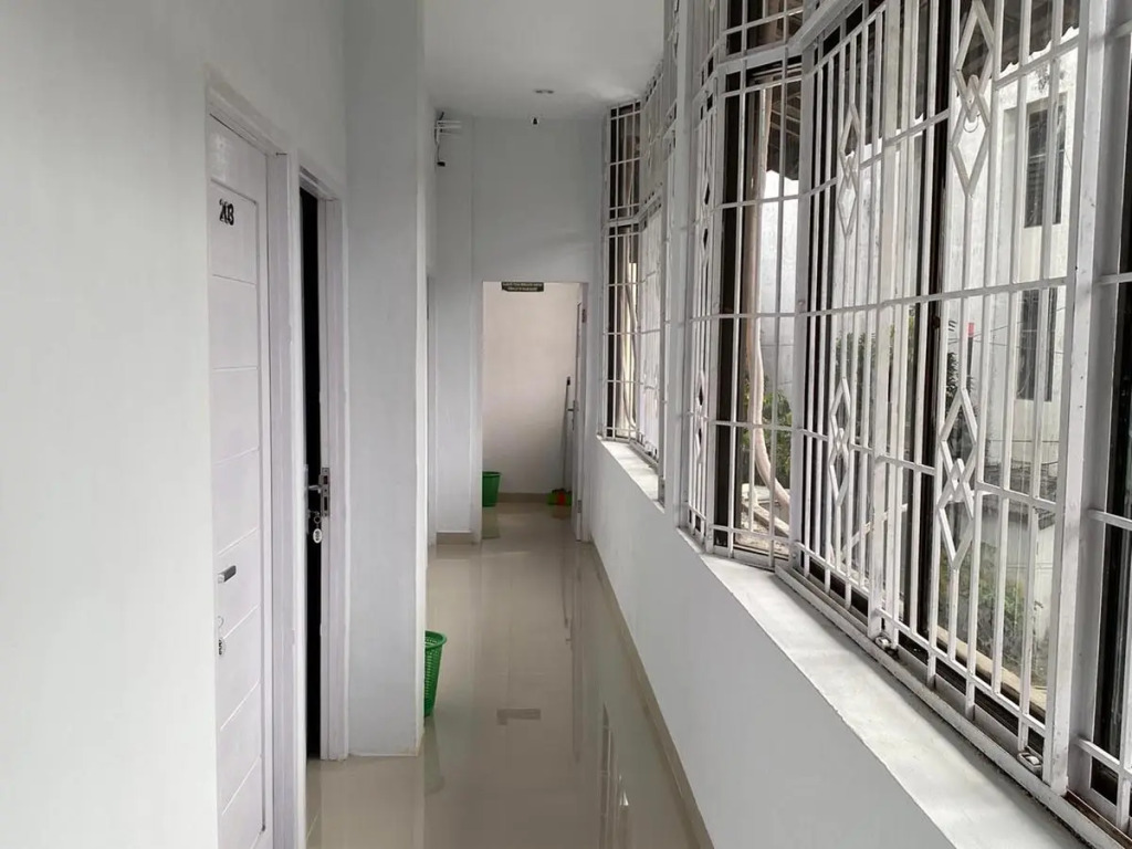 RedDoorz near Thamrin Plaza Medan 2