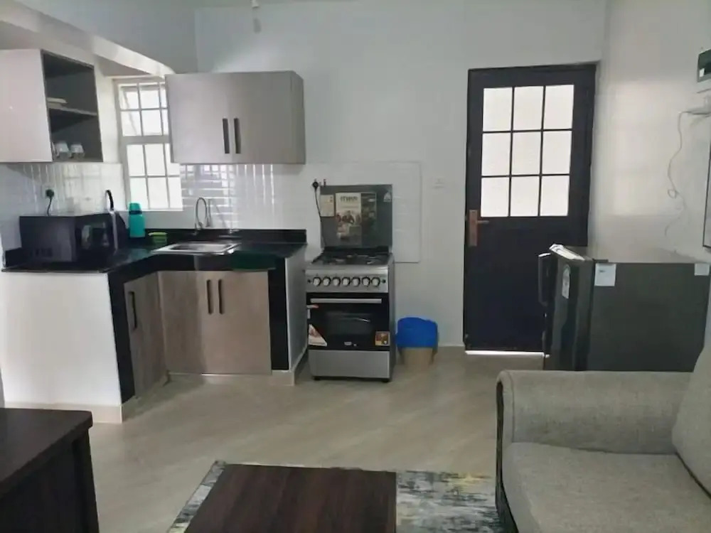 Lux Suites Studio City Apartments