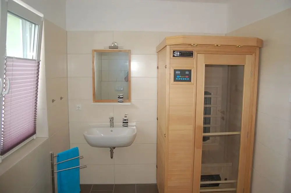 Behagliches Ferienhaus Zaunkönig -mit Kamin und Sauna- Blick über das romantische Bodetal