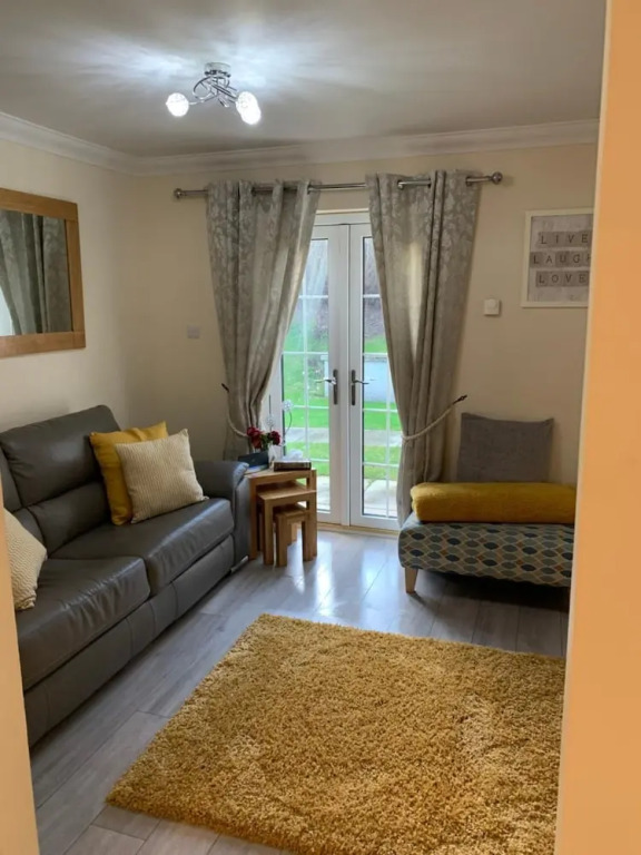 Woodgrove Apartment