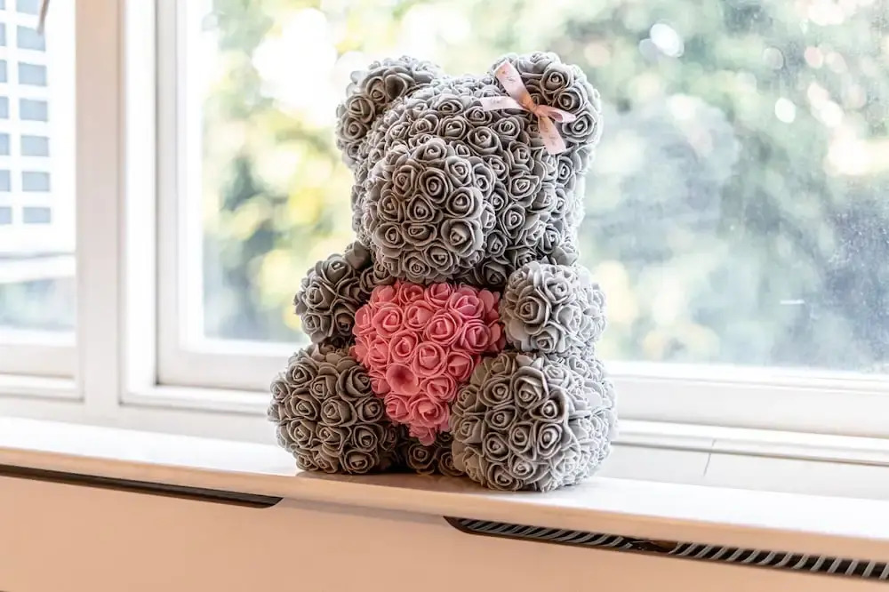 Warm & Welcoming London Escape With Home Touches