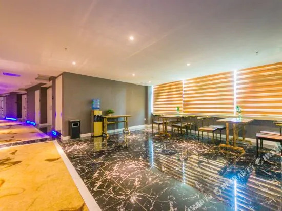 Wesney Hotel (Fuzhou Taijiang Wanda East Second Ring Road Taixuan Branch)(福州威斯尼酒店（台江万达金融街●闽江游台江码头店）)