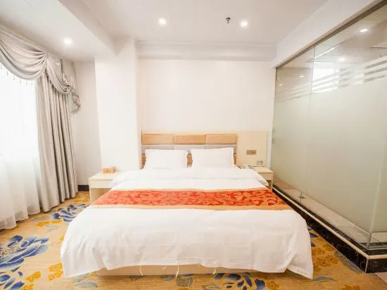 Chaoping Xinyue Hotel