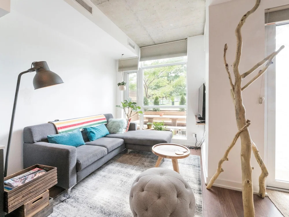 Dufferin Grove 1 Bedroom Loft-style Condo