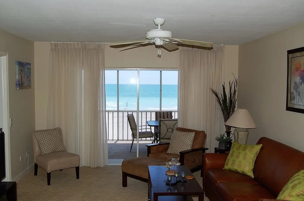 Fisherman's Cove - A207 1 Bedroom 1 Bathroom Apts