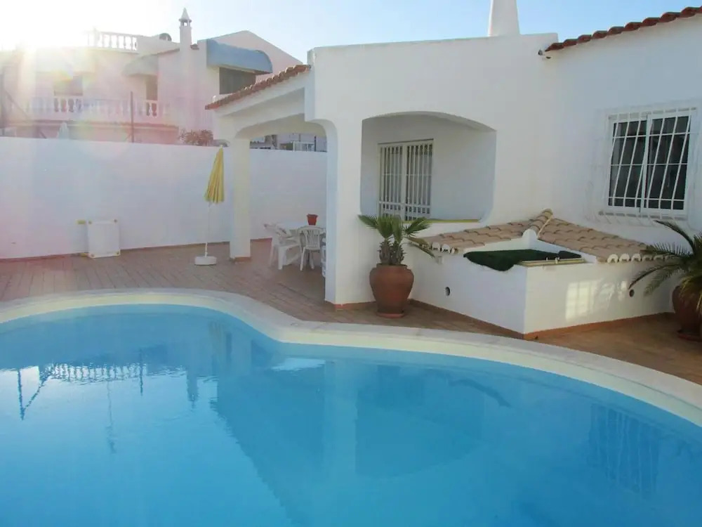 Luxurious villa in Albufeira with pool