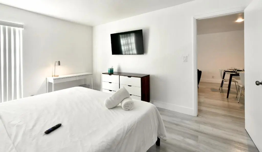 Designer River View Apartments