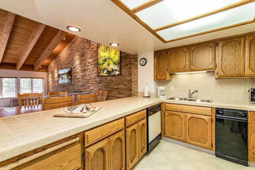 Lake Village Townhouse B