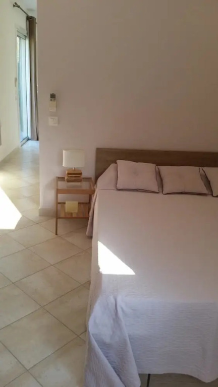 House With one Bedroom in Saint-cyprien, With Pool Access, Enclosed Ga
