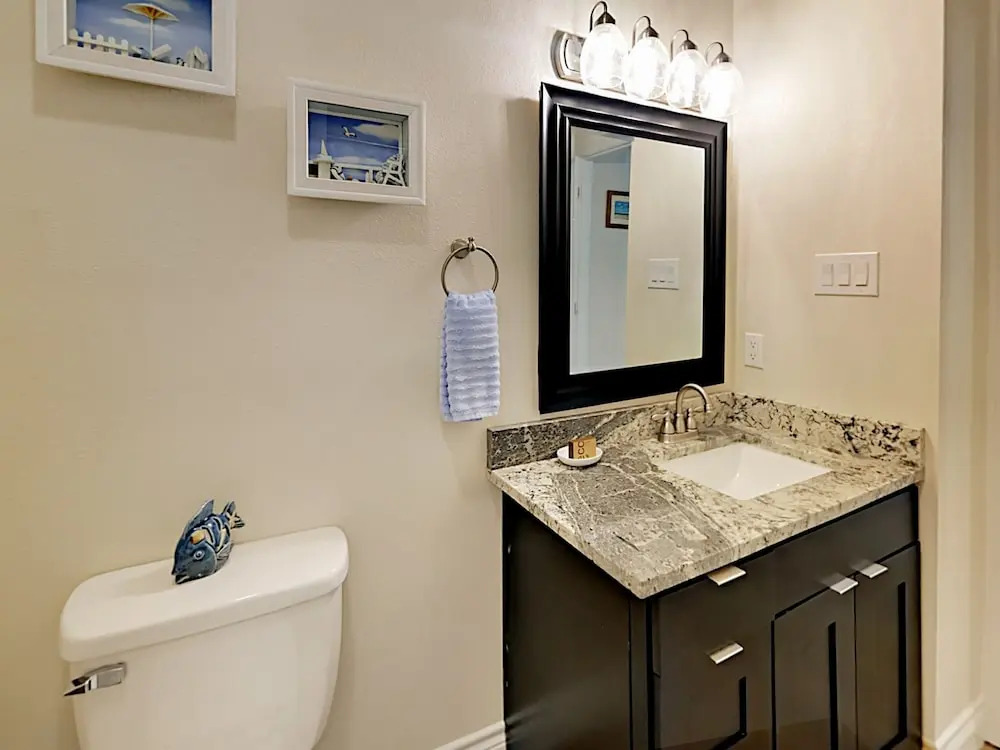 Quaint Seashore Condo in Port Aransas by RedAwning