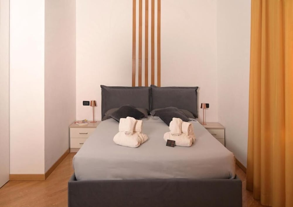 Palace Eight - Suites & Spa