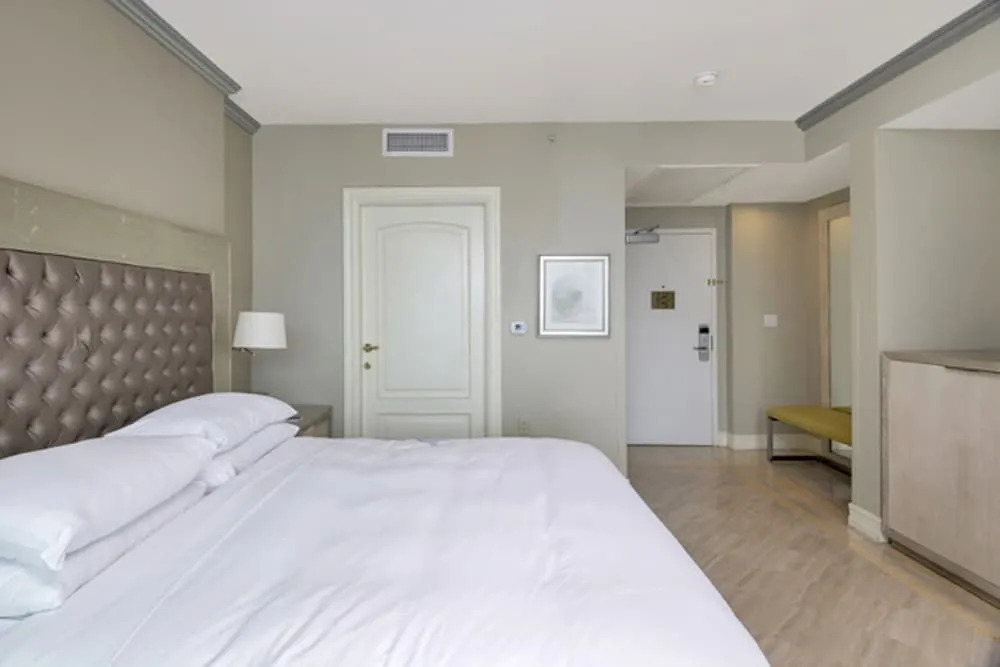 Private Condos at 101 Ocean by LMC