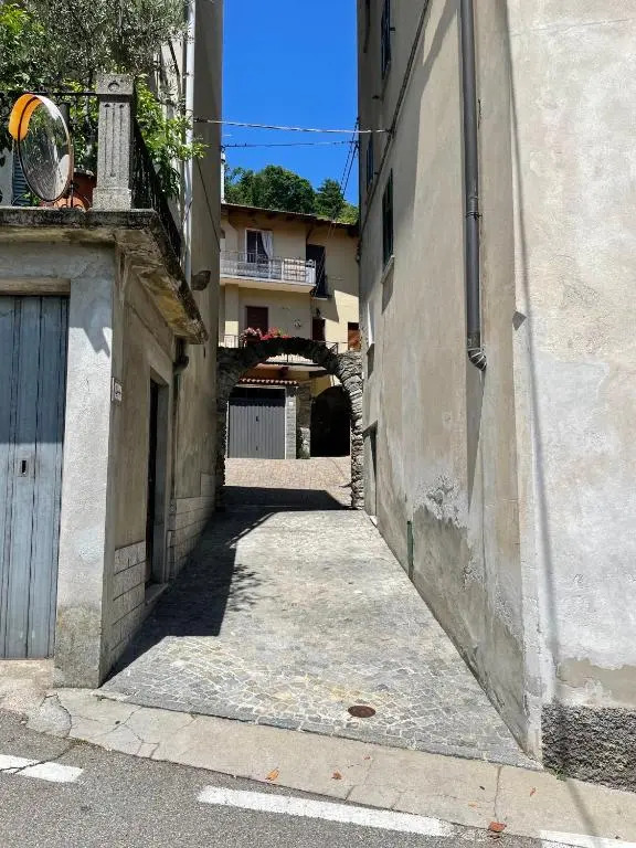 LE RONDINI - Courtyard apartment with balcony & terrace
