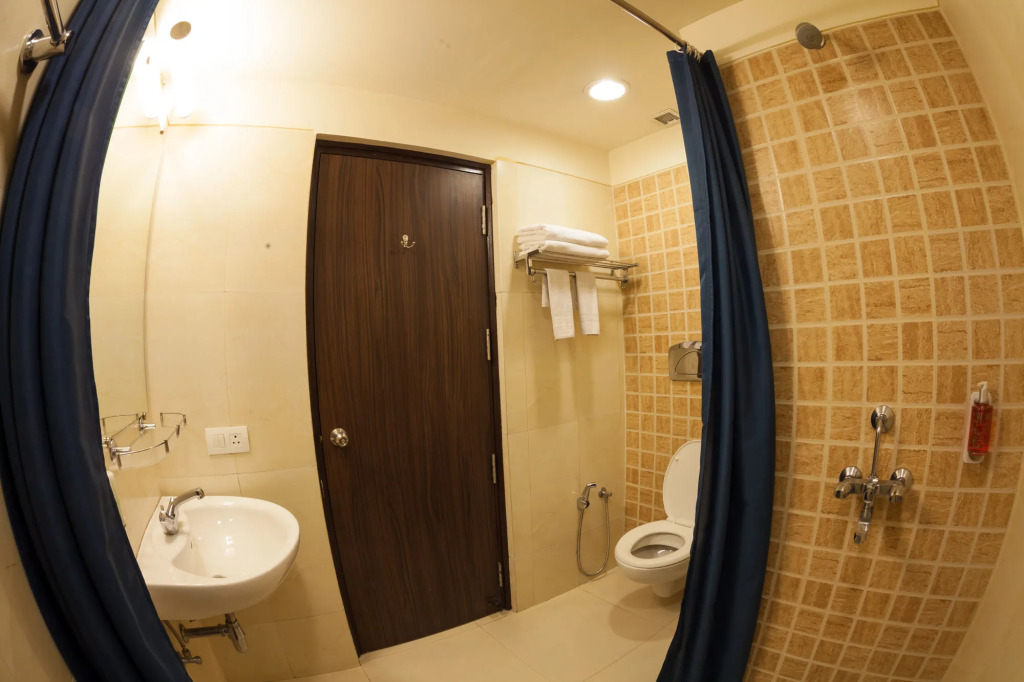 Ginger Noida 63