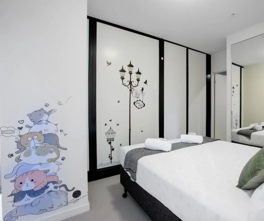 Aussie Escape Apartments-Skyline Collins Tower