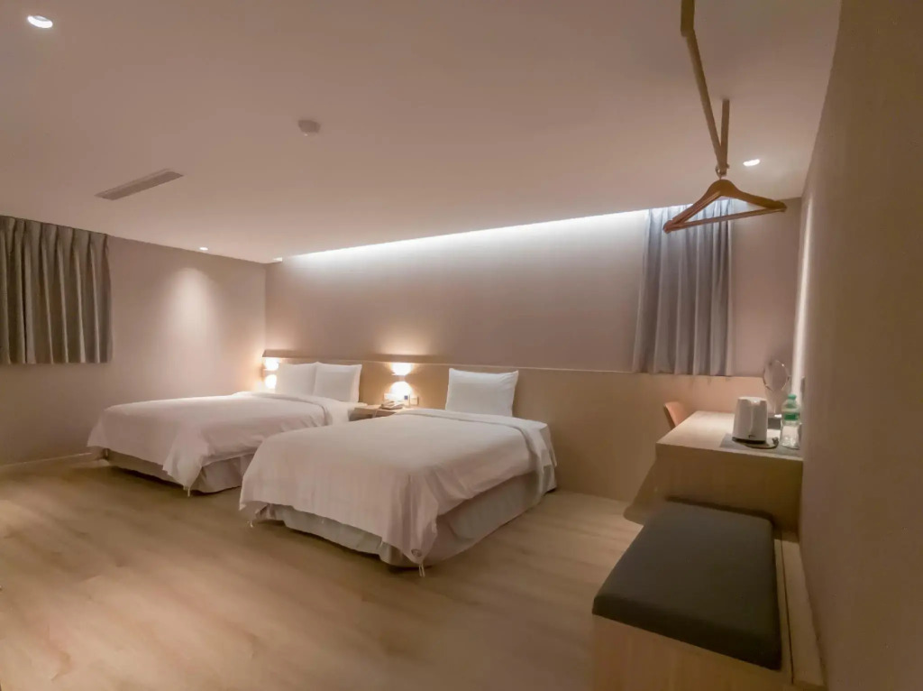 Ta Lee Hotel
