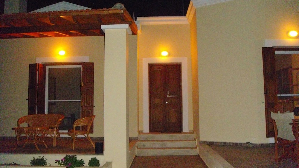 Villa With 2 Bedrooms in Kalymnos Island, With Wonderful Mountain View