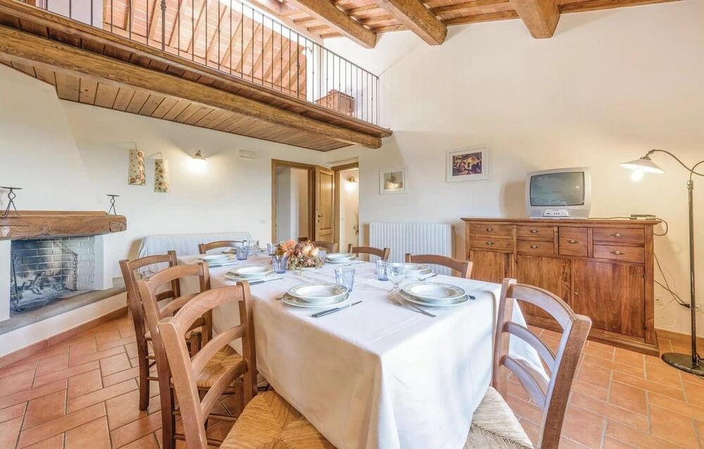 Amazing Apartment in Larciano PT With 1 Bedrooms, Internet and Outdoor Swimming Pool
