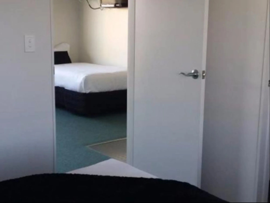 Abode On Courtenay Motor Inn