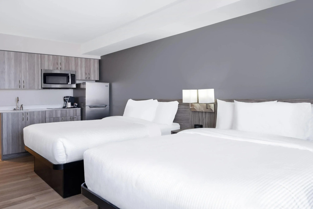 Microtel Inn & Suites by Wyndham Kanata Ottawa West