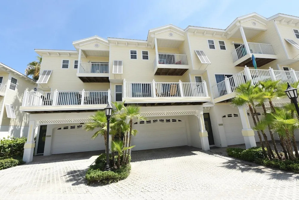 Island Getaway Apartment 3
