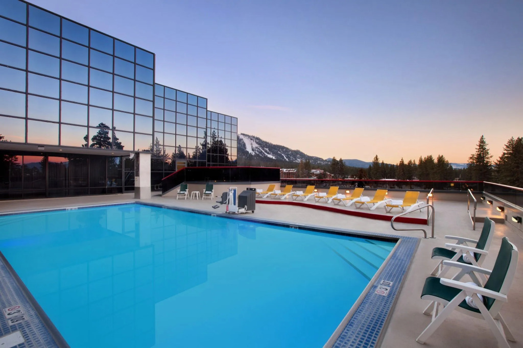 Отель Caesars Republic Lake Tahoe - A Caesars Destination