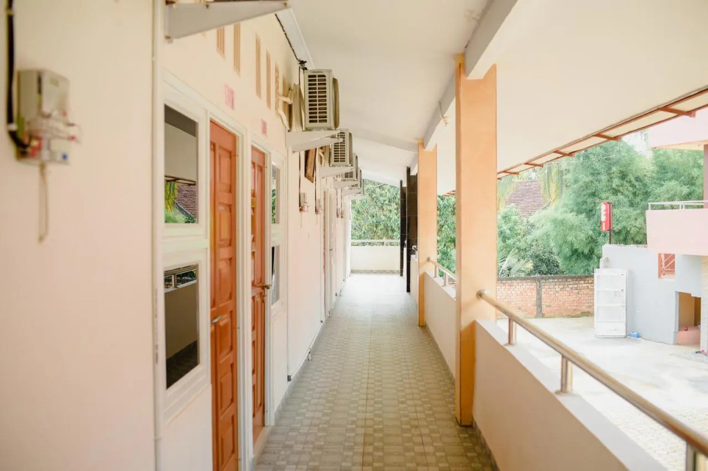 OYO 174 Desilva Bandara