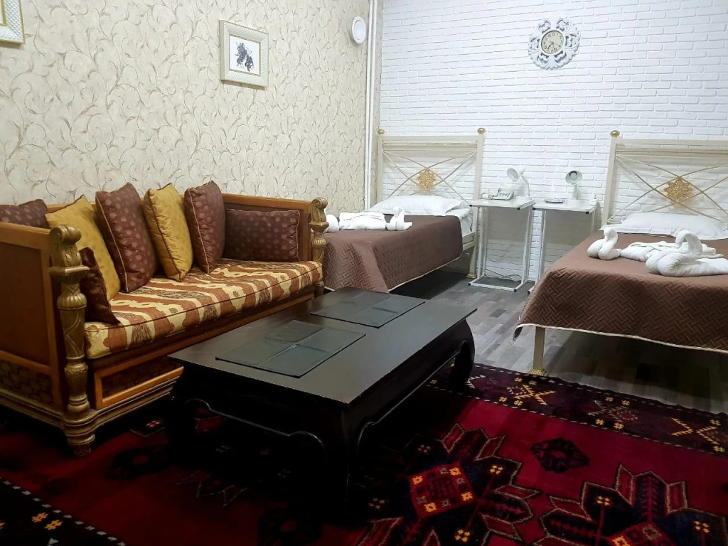 LES Mini Hotel