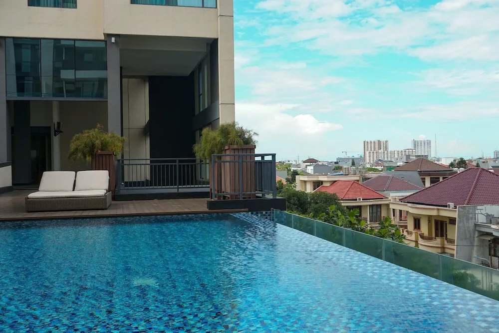 Spacious 2BR Apartment at Wang Residence