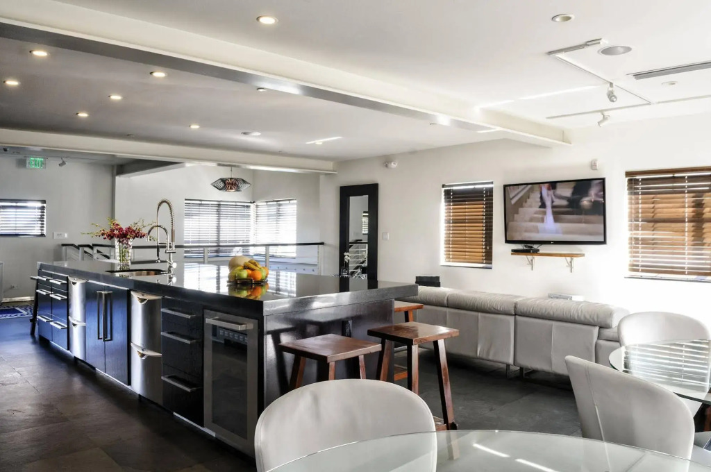Posh South Beach