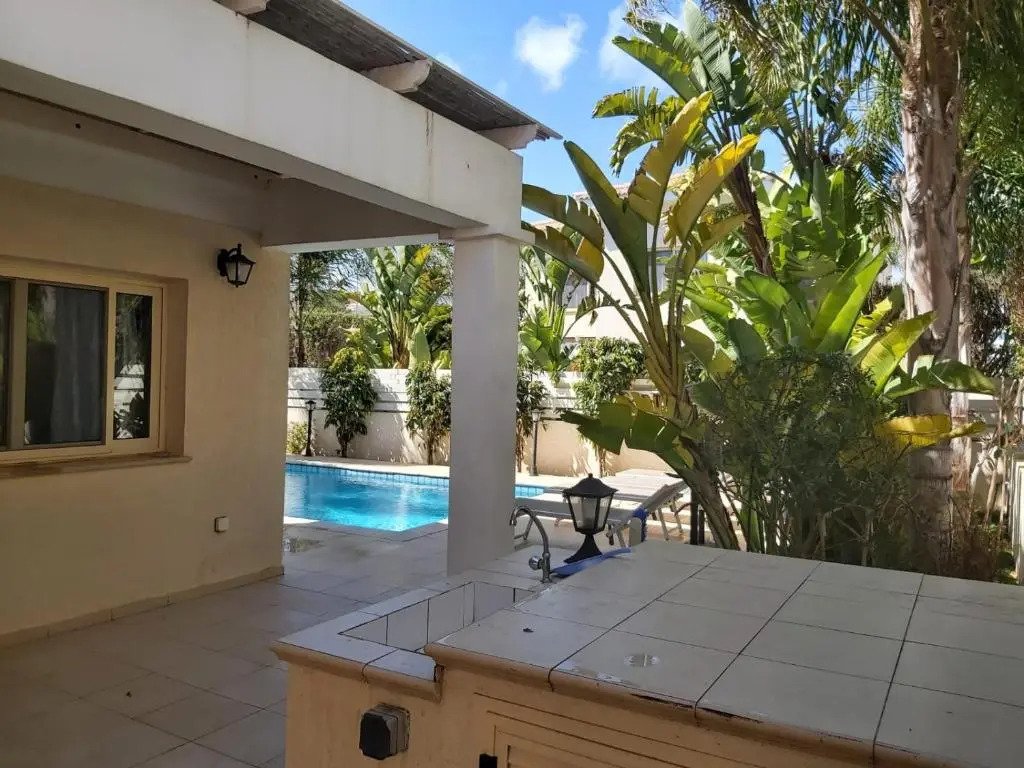 Anthorina Villa 21