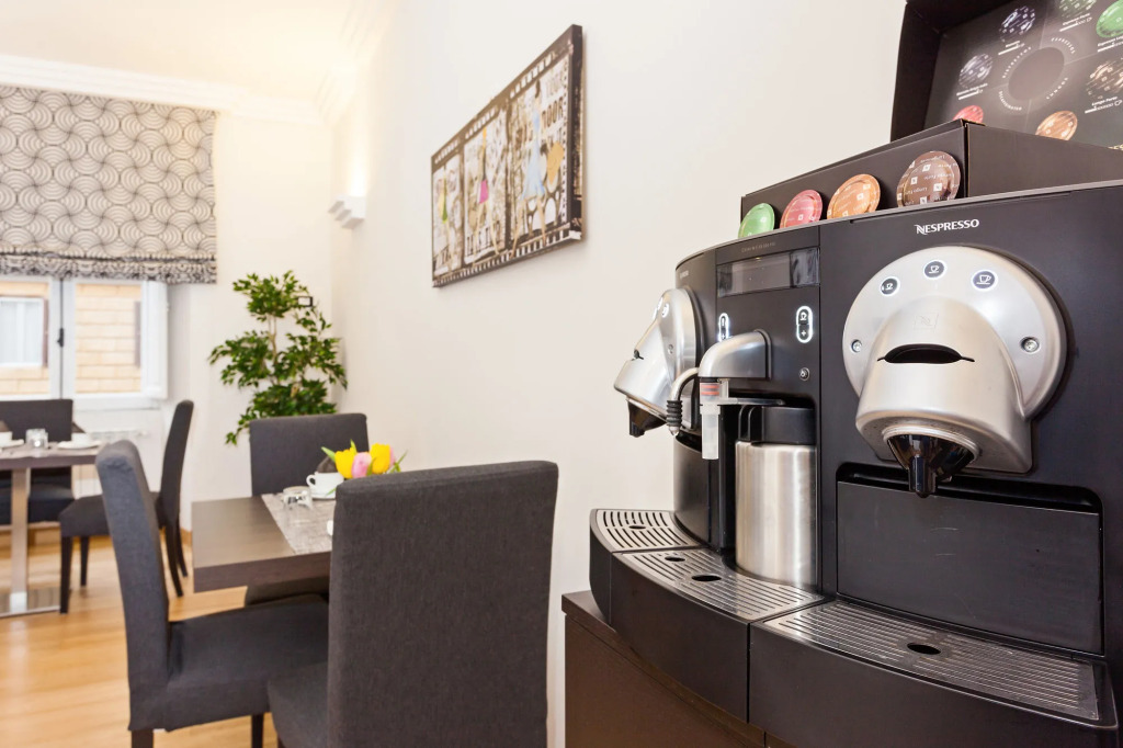Domus Best Guest House